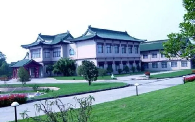 State Guest Hotel