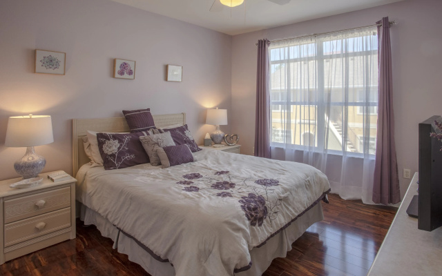 Exquisite Avalon Clearwater Condo,Minutes To Beach