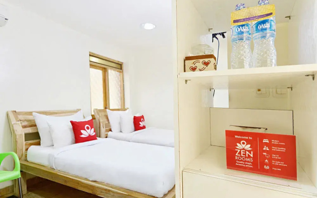 ZEN Rooms Cibogo Pasteur