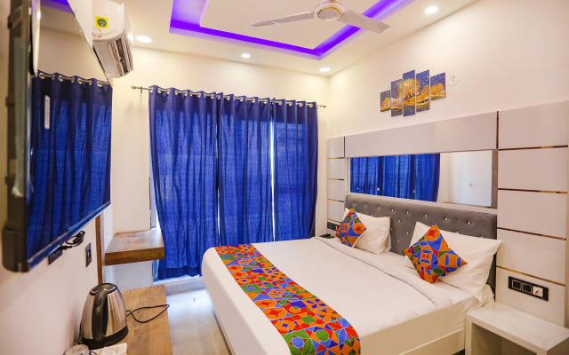 FabHotel F9 Noida Sector 27