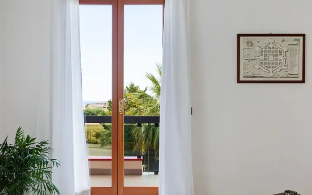 Spacious Apartment in Avola near the Seabeach