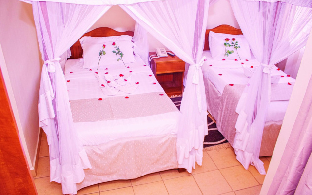 Tea Tot Hotel