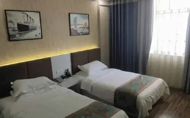 Yingshan New Yaheng Hotel