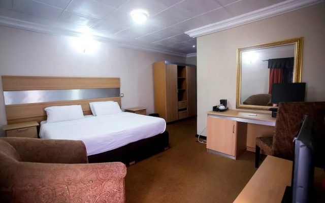 Villa Park Hotels