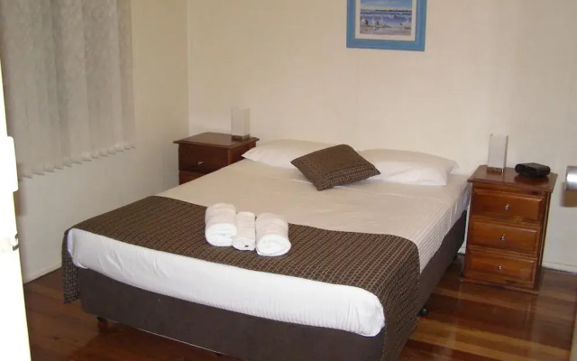 Koala Tree Motel