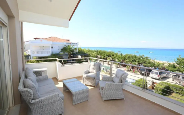 Villa The View - Beachfront, 5 Bedrooms, BBQ, View