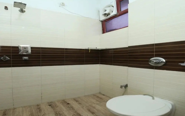 Hotel Deep Palace by OYO Rooms