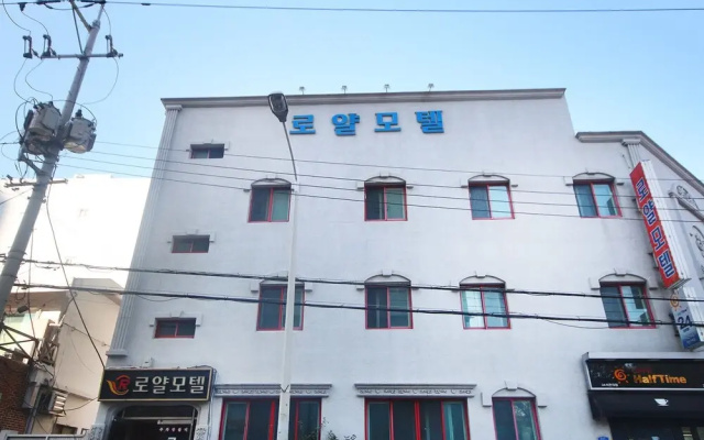 hotelImage