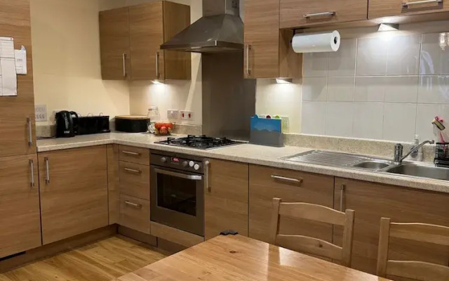 Spacious 1Bd Orpington Flat, 20 Min To Central Ldn