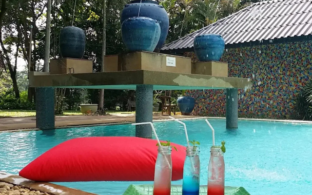 Baanrai Riverkwai Resort