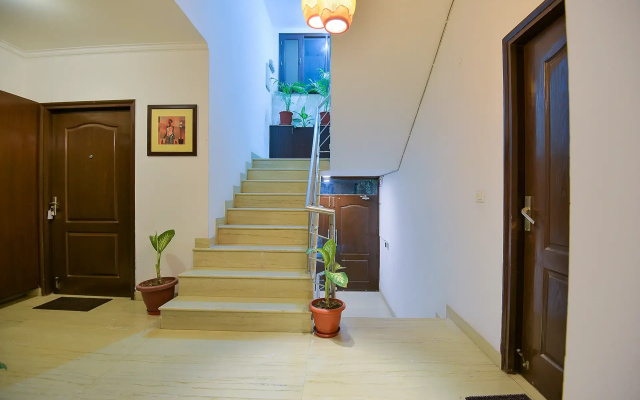 Studio Service Apartment In Gurgaon by BedChambers