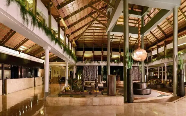 Отель Catalonia Punta Cana - All Inclusive Доминикана, Пунта Кана - 12 отзывов об отеле, цены и фото номеров - забронировать отель Catalonia Punta Cana - All Inclusive онлайн вид на фасад
