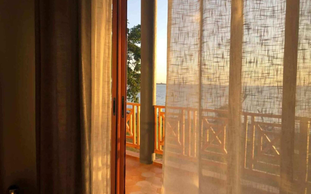 sundiata beach resort