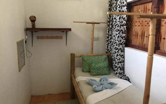 Barabara House