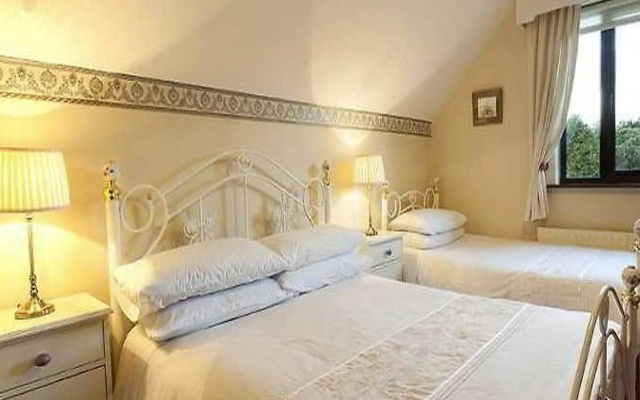 Crossriver Bed & Breakfast