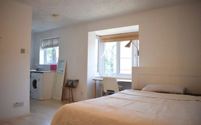 Modern Studio Apartment in South Bermondsey