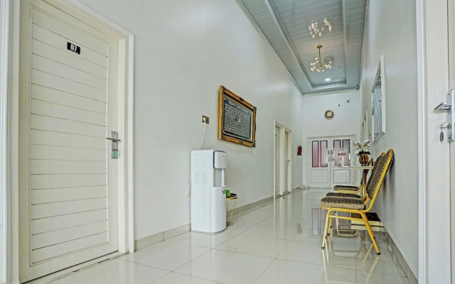 OYO 92708 Hotel Mufasa Syariah