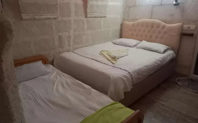 Ulaş Otel