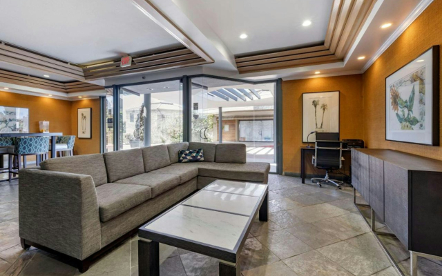 The Encinitan Hotel & Suites