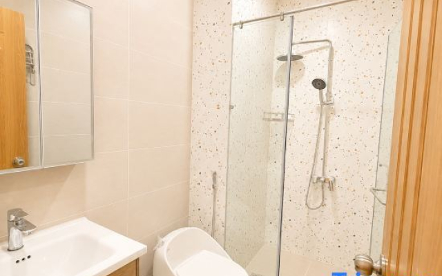 Summer Apartment Hotel- walk 10 minute to Airport