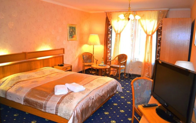Hotel Zum Goldenen Hirsch