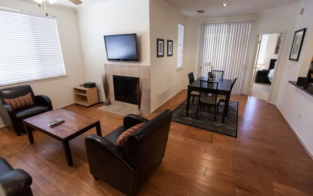 Kierland Villa 3 Bedroom by Casago