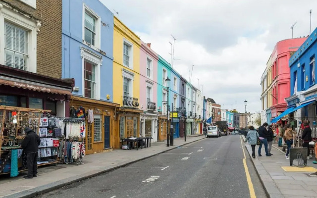 Talbot Road VI by Onefinestay