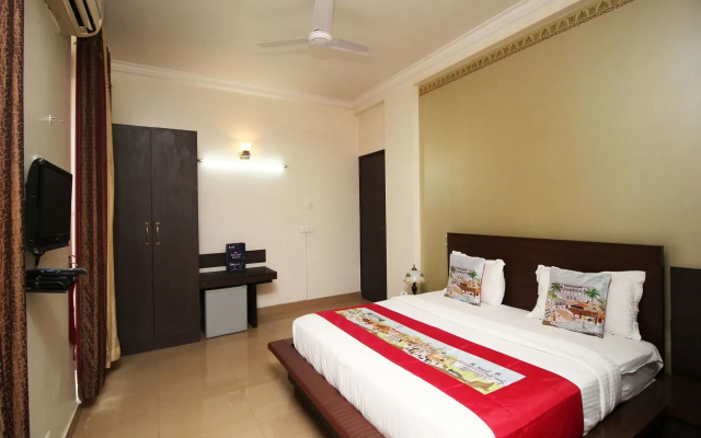 Hotel Good Care by OYO Rooms