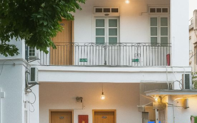 Weiwen Huaming Hostel