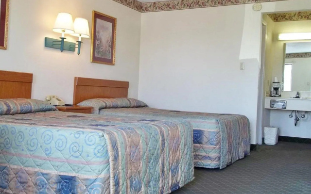 Americas Best Inn Brinkley