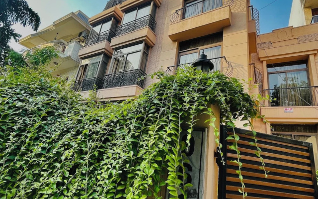 BedChambers Serviced Apartments Sector40