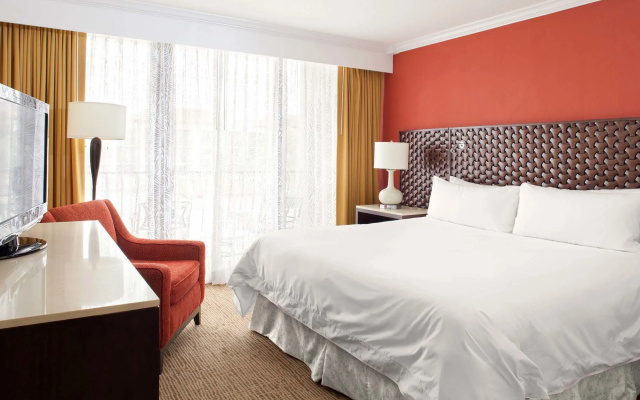Opal Grand Oceanfront Resort & Spa