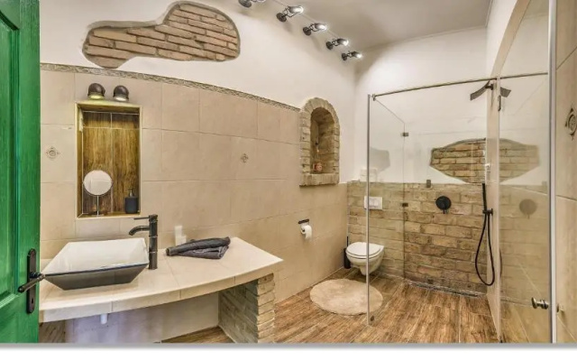 Wine Cellar Boutique Apartment
