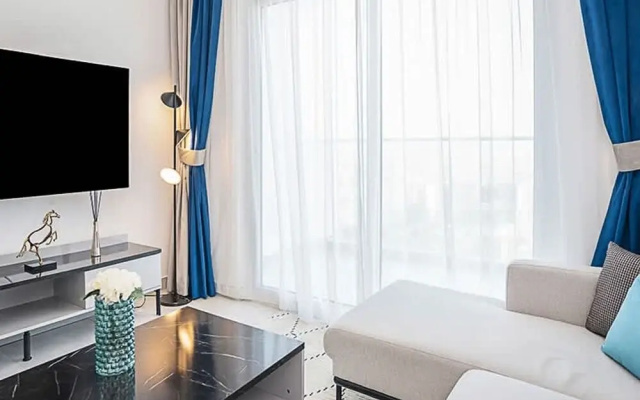 Homesgetaway -spacious 1BR Apt in Pearlz by Danube