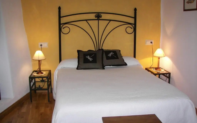 Antigua Casa Catones