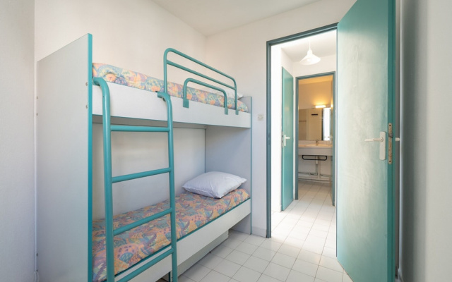 Retreat for 8 With Shared Pool