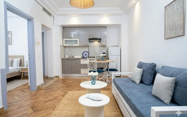 Charming 2-bedroom Apartment With Ocean View in Carthage