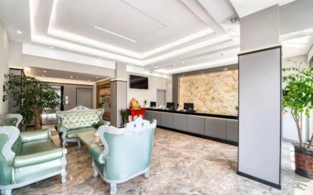 Mingjue Business Hotel