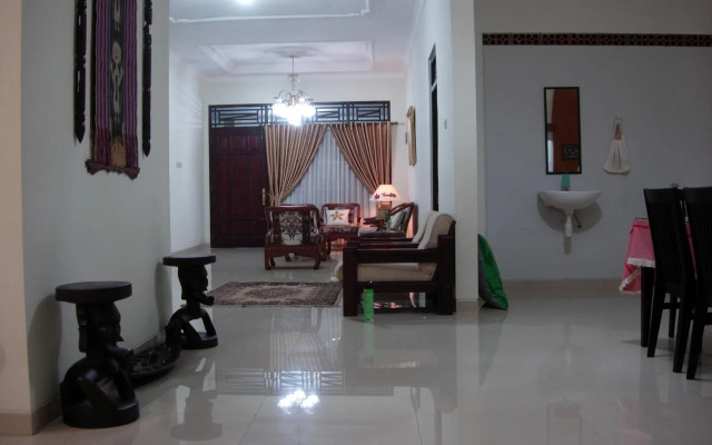 Rumah Agung
