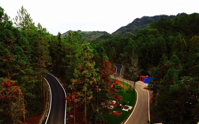 ZYJ Treehouse Land Huangshan Qiyun