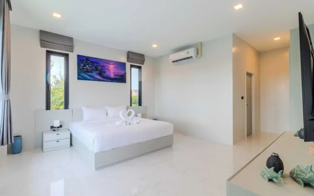 2 Villas 2 Kitchens  Huge Pool V258