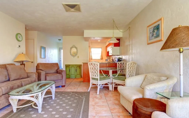 Jamaica Royale 91 - Two Bedroom Condo