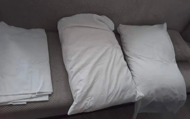 Impeccable 1-bed Studio in Roșu