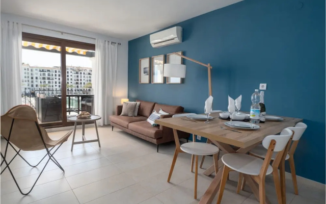 Beautiful Duquesa Harbour apt 2001