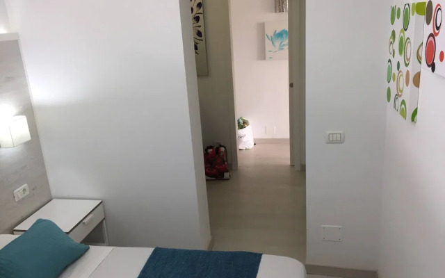 Delicious Los Cristianos,achacay,2bdr & 2bathr Beach Close Wifi Free