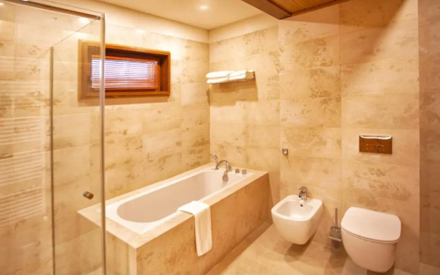 Pirin Golf Superior Villa by SSVR