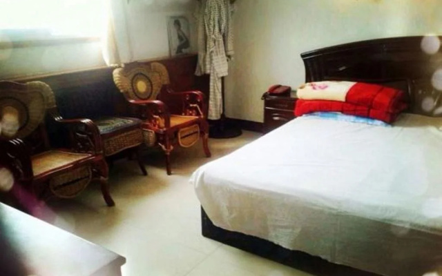 Longquan Hotel