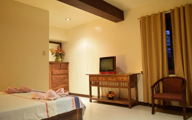 Tribal Hills Mountain Resort