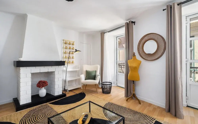 Stylish Family Residence In The Heart Of Chiado
