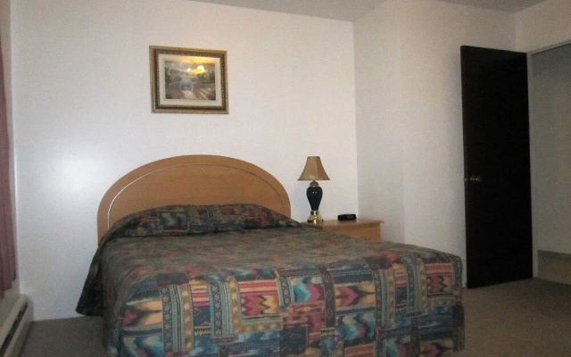 Misty Mountain Inn and Suites